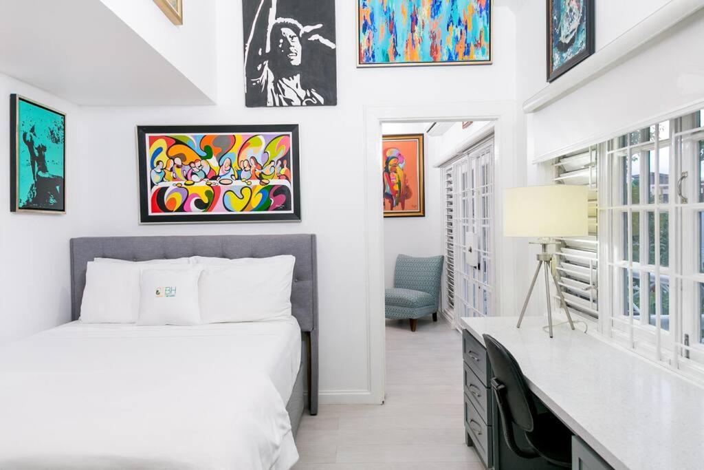 Choose To Be Happy At The Seville Kingston Exteriér fotografie